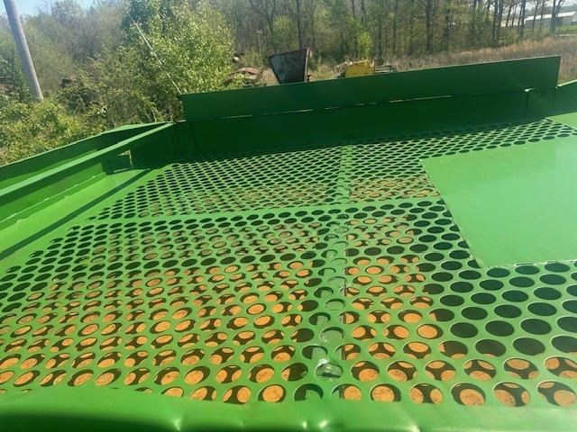 Precision Husky 7 x 7 Chip Screen